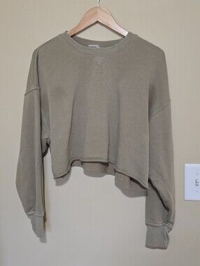 aerie Cropped Crewneck Sweatshirt in Olive Green